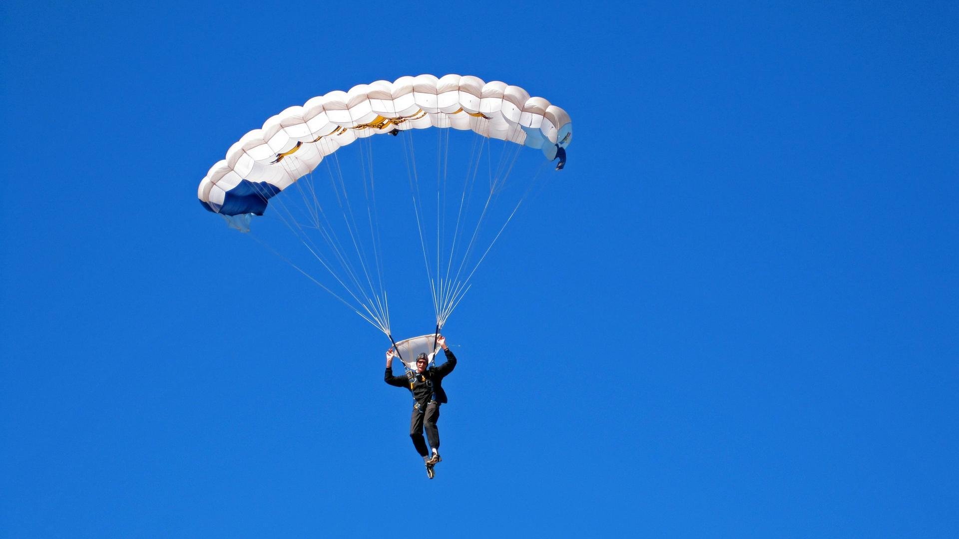 李娜回顾法网十年 那一刻改变了中国网球，李娜网球法网夺冠